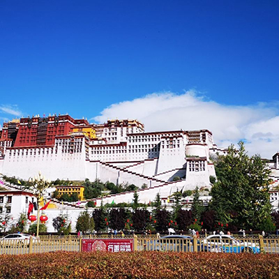 Legends and Folklore Surrounding the Founding of the Potala Palace