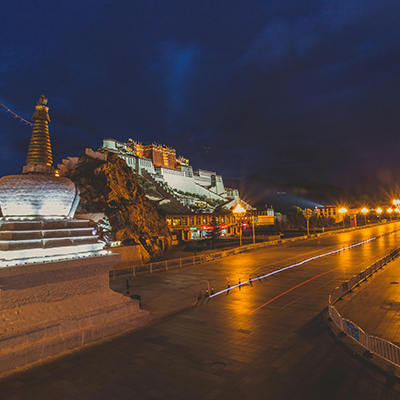 Potala Palace Experience: Tibetan Pilgrimage, Monastic Practices, and Sacred Spaces