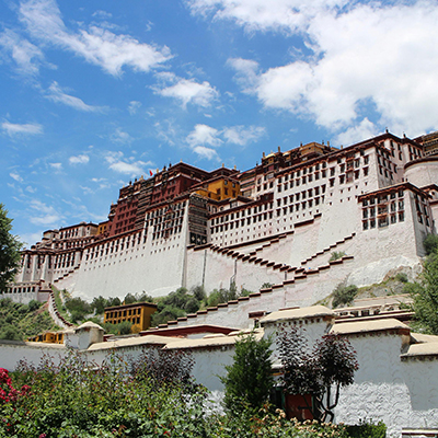 Exploring Potala Palace: Tibetan Pilgrimage, Sacred Spaces, and Monastic Architecture