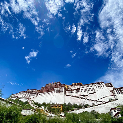 Understanding the Ritual Significance of the Potala Palace Courtyards